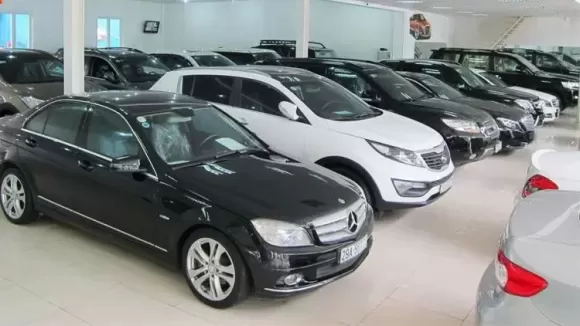 Kinh nghiệm cầm xe ô tô an toàn không thể bỏ qua!